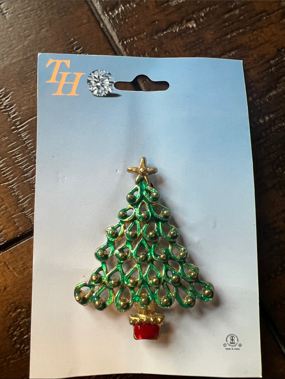 Brooch / pin